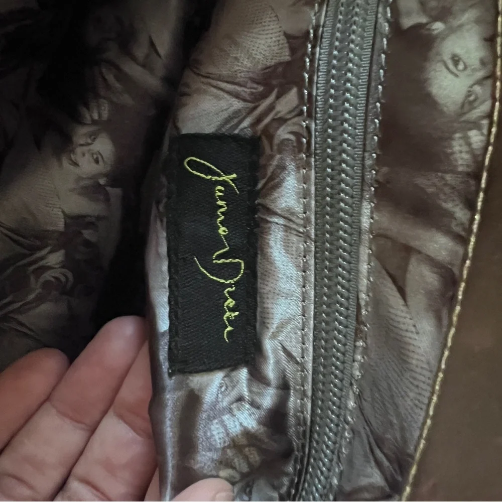 Junior Drake | Signature Satchel Bag - Picture 9 of 9